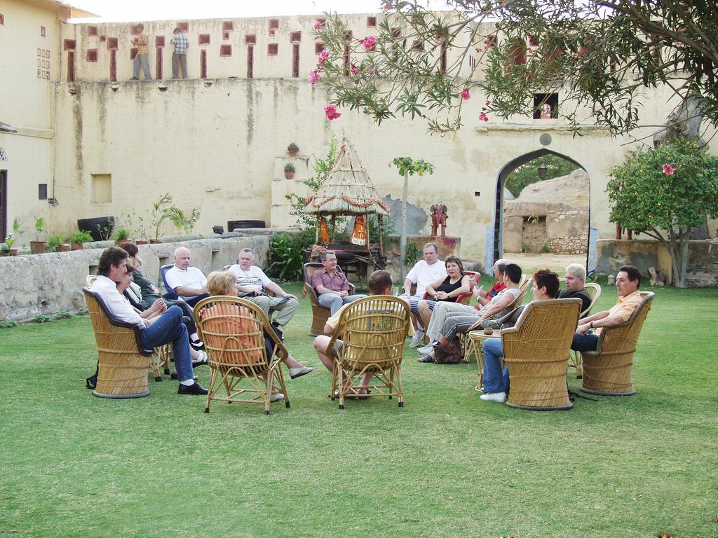 Pachewar Garh Fort Exteriér fotografie