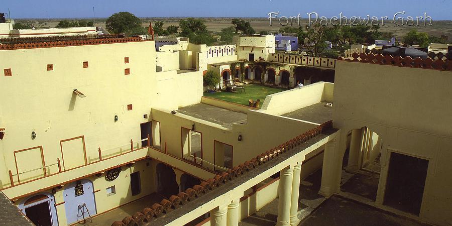 Pachewar Garh Fort Exteriér fotografie